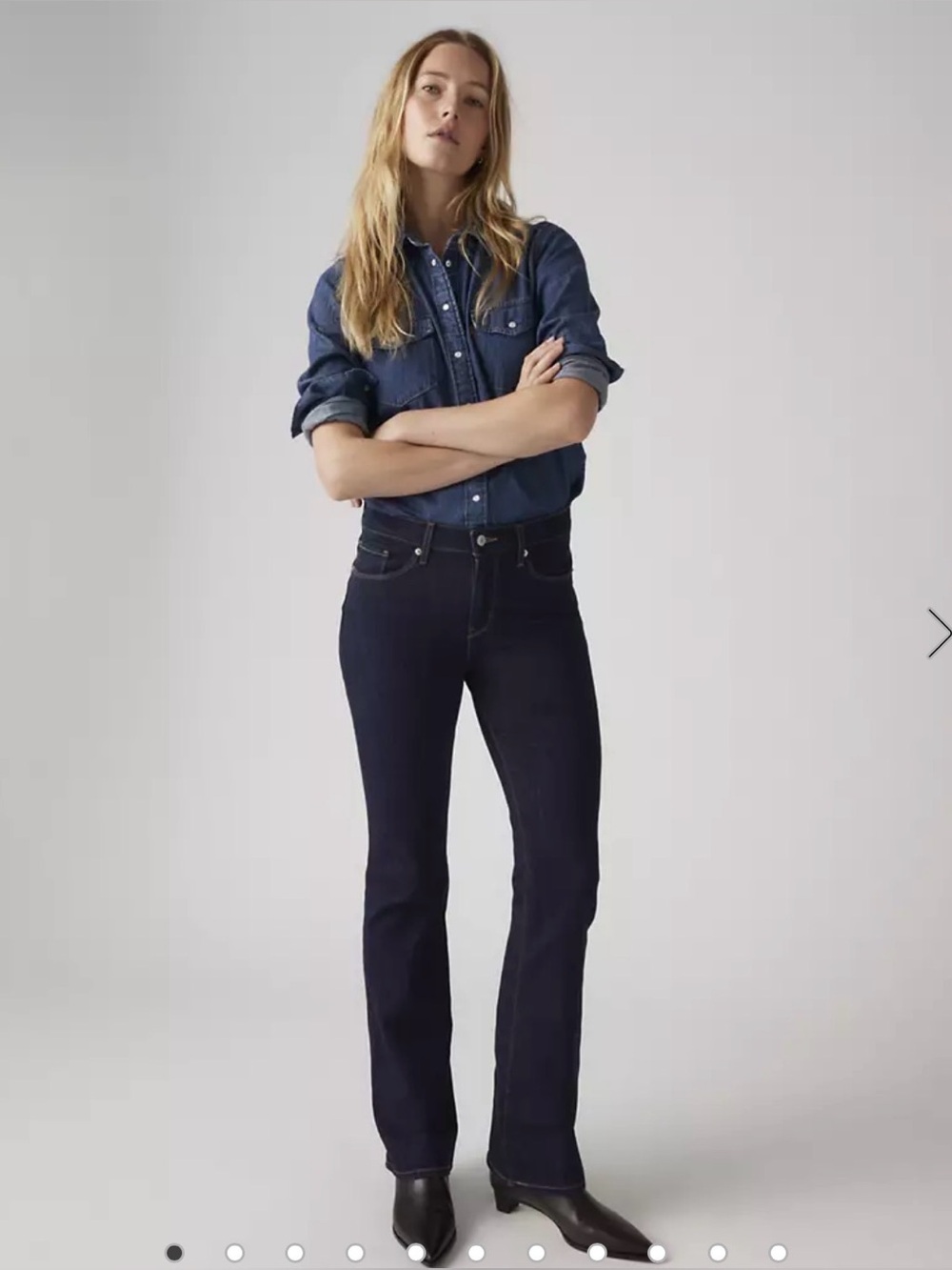 Levi’s Classic Bootcut Women’s Jeans size 29